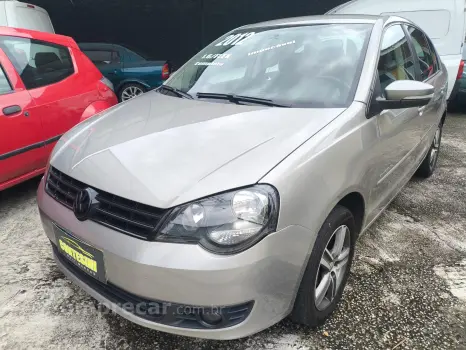 Volkswagen POLO SEDAN 1.6 MI 8V 4 portas