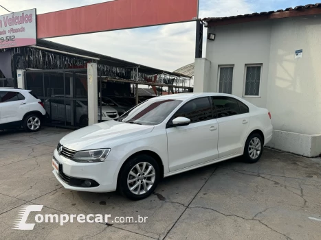 Volkswagen JETTA 2.0 Comfortline 4 portas