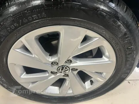 NIVUS 1.0 200 TSI TOTAL FLEX COMFORTLINE AUTOMÁTI