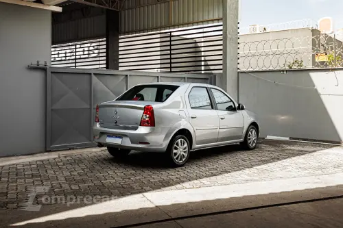 LOGAN 1.6 Expression 8V