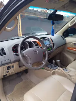 HILUX SW4 3.0 SRV 4X4 7 Lugares 16V Turbo Intercooler