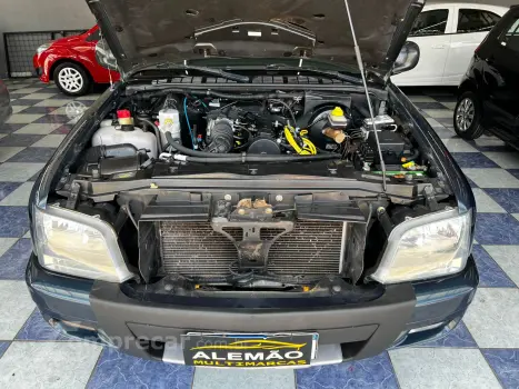 S10 2.4 MPFI Executive 4X2 CD 8V