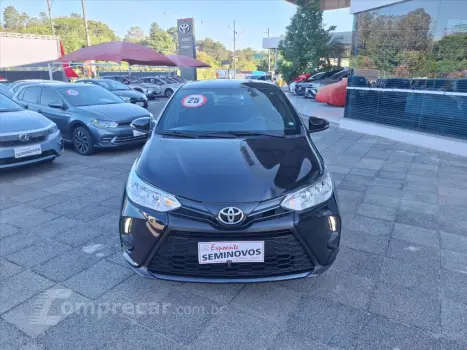 Toyota YARIS 1.5 16V FLEX XL MULTIDRIVE 4 portas