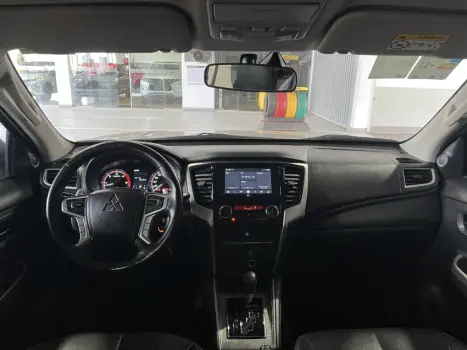 L200 TRITON 2.4 16V Turbo Sport HPE CD 4X4