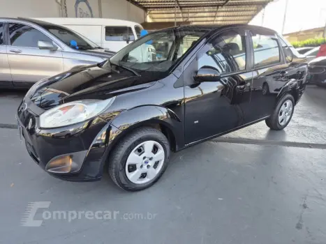 FORD Fiesta Sedan SE 1.6 8V Flex 4p 4 portas