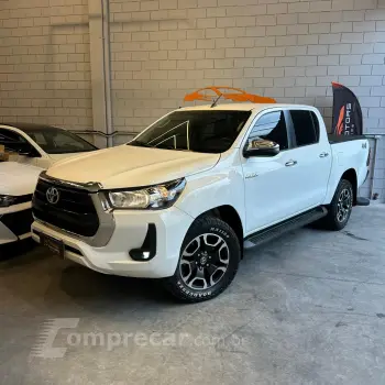Toyota HILUX 2.8 SRV 4X4 CD 16V 4 portas