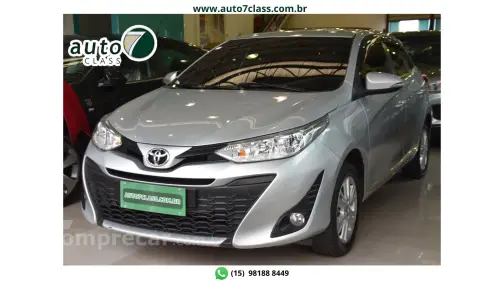 Toyota YARIS HATCH - 1.3 16V XL MANUAL 4 portas
