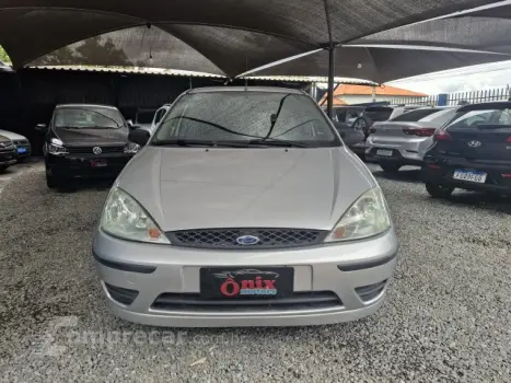 FOCUS HATCH - 1.6 GL 8V 4P MANUAL