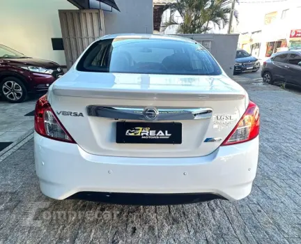 VERSA 1.6 16V Unique