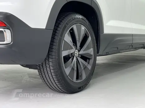 TAOS 1.4 250 TSI Highline