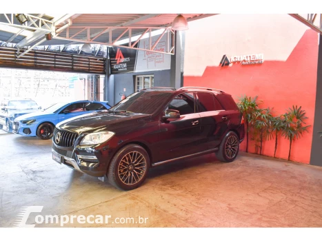 Mercedes-Benz ML 350 3.0 BLUETEC V6 DIESEL 4P AUTOMÁTICO 4 portas