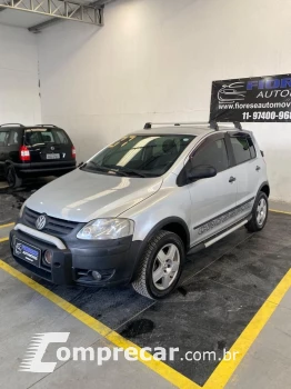 Volkswagen VOLKSWAGEN CROSSFOX 1.6 MI 8V 4 portas