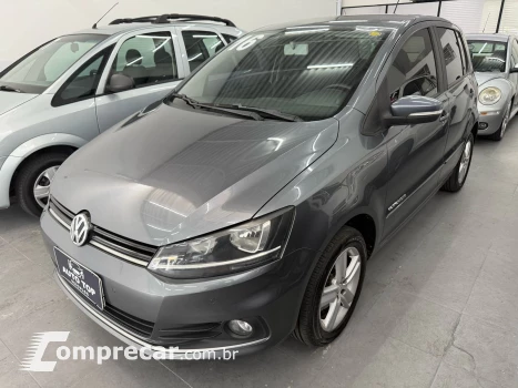 Volkswagen FOX 1.6 MI Comfortline 8V 4 portas