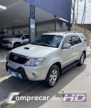 Toyota Hilux SW4 SRV D4-D 4x4 3.0 TDI Dies. Aut 4 portas