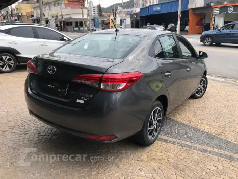 Yaris 1.5 16V Flex Sedan Xls Connect Multidrive