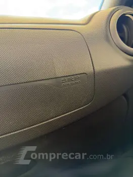 renault logan expression Hi-flex 1.6 8v 4p 2013