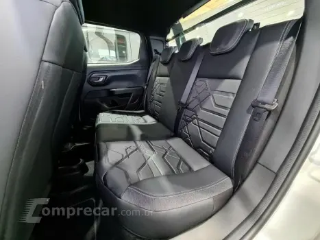 STRADA VOLCANO 1.3 FLEX 8V CD AUT.