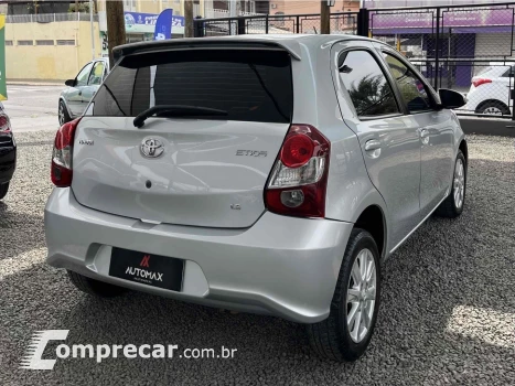 ETIOS 1.5 X PLUS 16V FLEX 4P AUTOMÁTICO