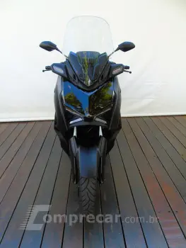 YAMAHA XMAX 250 CONNECTED ABS