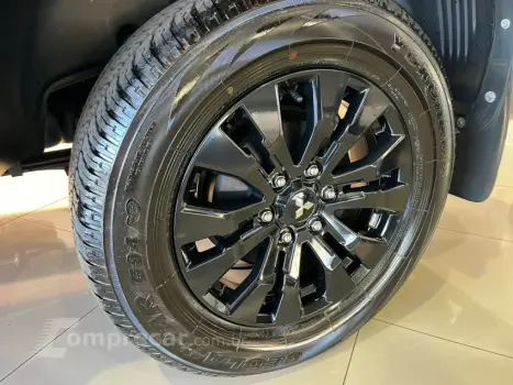 TRITON 2.4 Biturbo CD Katana 4X4