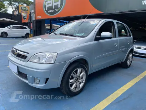 CHEVROLET Corsa Hatch 4 portas