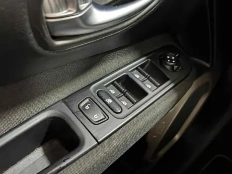 RENEGADE 1.8 16V FLEX 4P AUTOMÁTICO