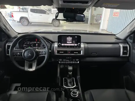 TRITON 2.4 Biturbo CD Hpe-s 4X4