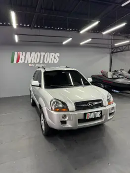 Tucson 2.0 Flex Automática