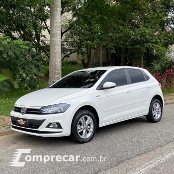 Volkswagen POLO 1.0 200 TSI Comfortline 4 portas