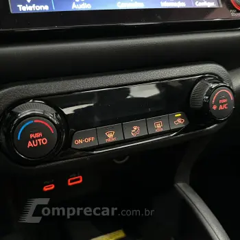 KICKS Exclusive 1.6 16V Flex Aut.