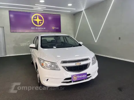 CHEVROLET ONIX 1.0 LT 4 portas