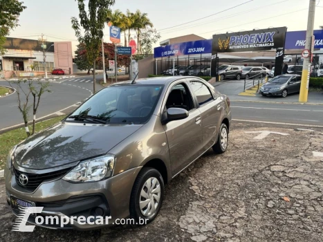 ETIOS 1.5 XS Sedan 16V