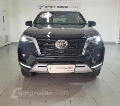 HILUX SW4 2.8 D-4d Turbo SRX 7L 4X4