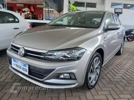 Volkswagen POLO - 1.0 200 TSI HIGHLINE AUTOMÁTICO 4 portas