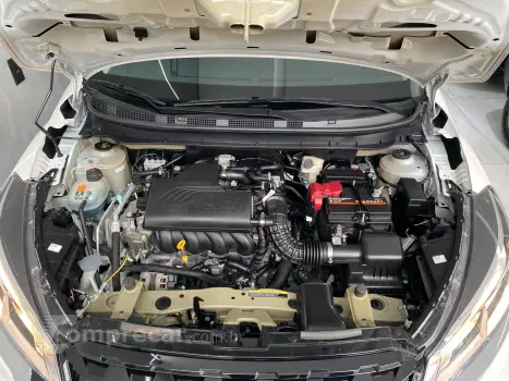 KICKS Active 1.6 16V Flex Aut.