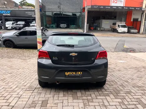 ONIX HATCH LT 1.0 8V FlexPower 5p Mec.