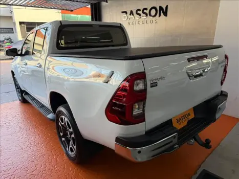 HILUX 2.8 D-4d Turbo CD SRX 4X4