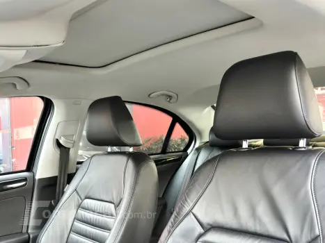 JETTA 2.0 TSI HIGHLINE 211CV GASOLINA 4P TIPTRONIC