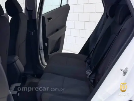 CRETA - 1.6 16V ACTION AUTOMÁTICO