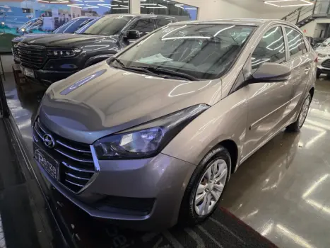 Hyundai HB20S 1.6 Comfort Plus 16V 4 portas