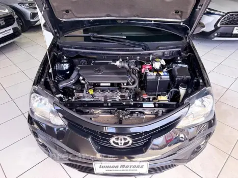 ETIOS HATCH X PLUS 15 MT