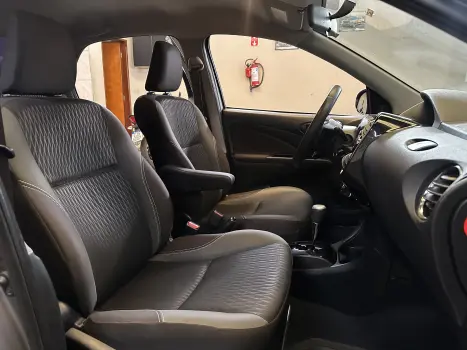 ETIOS 1.5 X Plus Sedan 16V