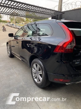 XC60 2.0 T5 Kinetic