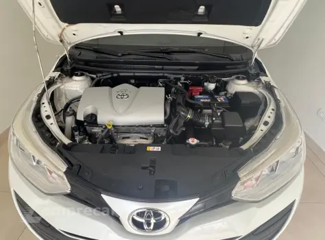 YARIS 1.5 16V Sedan XL