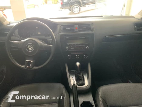 JETTA 2.0 COMFORTLINE FLEX 4P TIPTRONIC