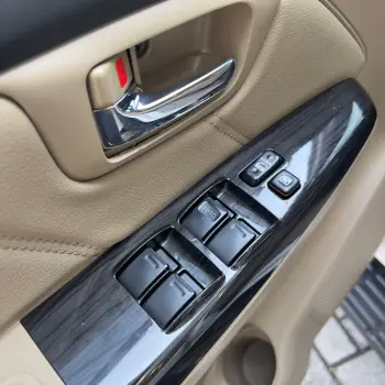 Hilux SW4 SRV D4-D 4x4 3.0 TDI Dies. Aut