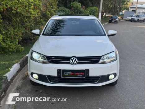 JETTA 2.0 TSI Highline 211cv