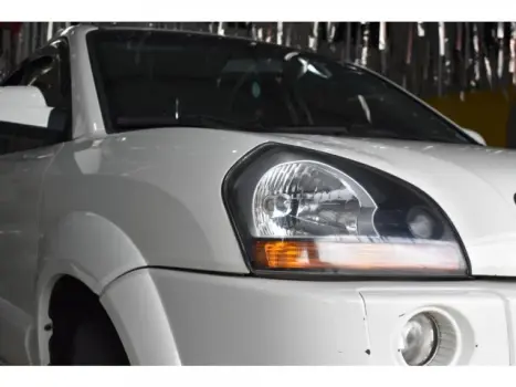 TUCSON - 2.0 MPFI GLS 16V 143CV 2WD 4P AUTOMÁTICO