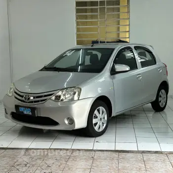 Toyota ETIOS HB X ETIOS HB X 4 portas