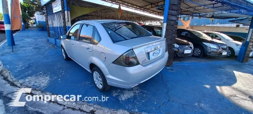 FIESTA 1.6 MPI Class Sedan 8V